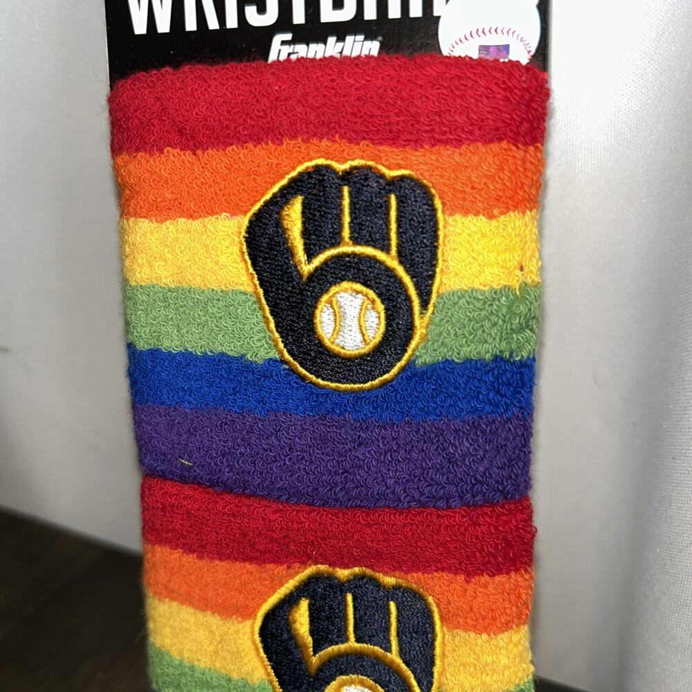 NWT Milwaukee Brewers Pride Theme Wristbands Rainbow Gay39